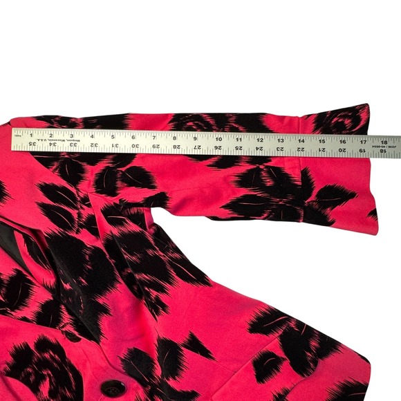 Trina Turk Pink Black Floral Blazer Womens 6 Bell Sleeve Button Career Cocktails - Picture 9 of 12